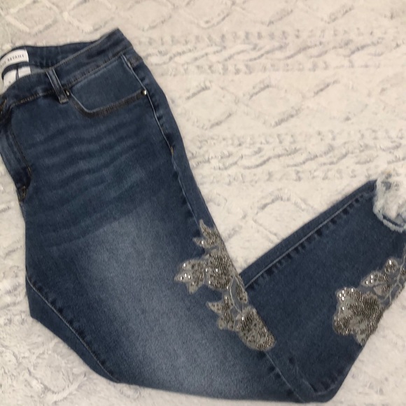 Lane Bryant Denim - Lane Bryant Signature Fit Mid-Rise Skinny Jean 14